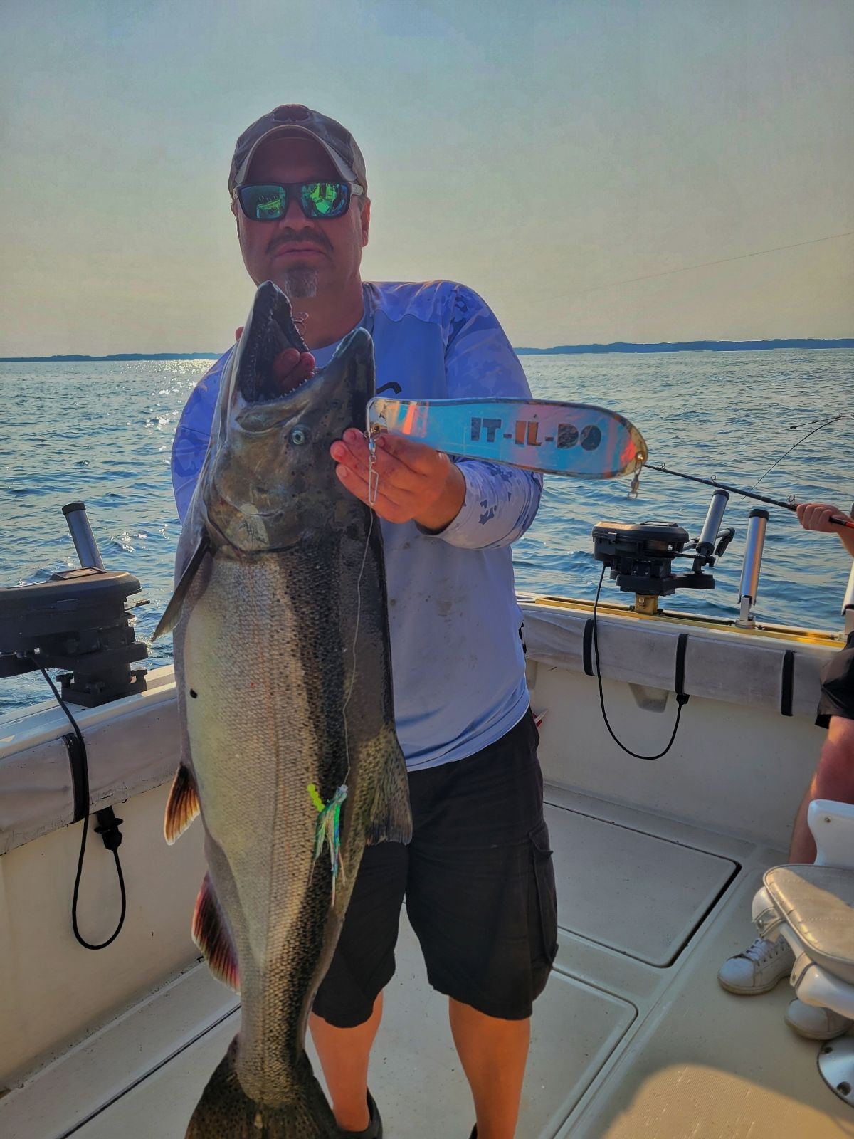 Ice Strong Outdoors - 10" Chrome / Glow Dual Fin and NO Fin Options Fishblades  PERSONALIZED!
